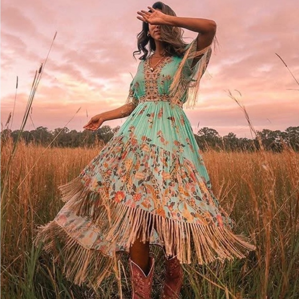 💥FLASH SALE NWOT RARE Spell Hendrix Tasseled Dress